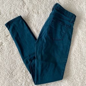❤️ J Brand Dark Green Jasper Skinny Jeans Size 26 NWOT
